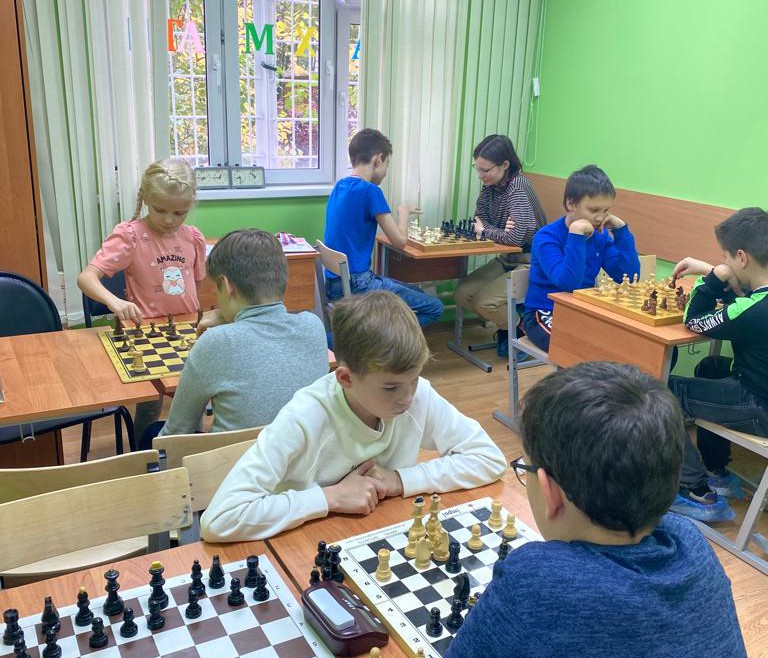 В Солнцево филиал «СДЦ «Радуга» провёл осенний турнир по шахматам.