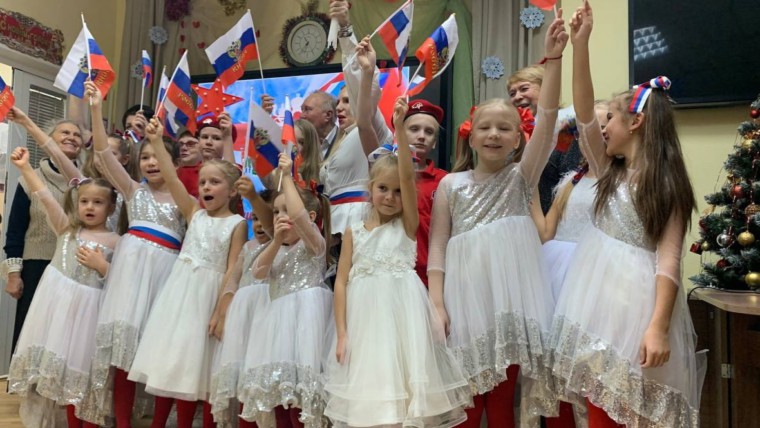 Филиал «ЦДСМ «Астра» провёл и организовал праздничный концерт «Россия, Родина, Единство!»