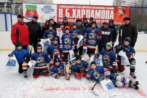 Хоккейная команда «Западные волки» заняла 2-е место в турнире.