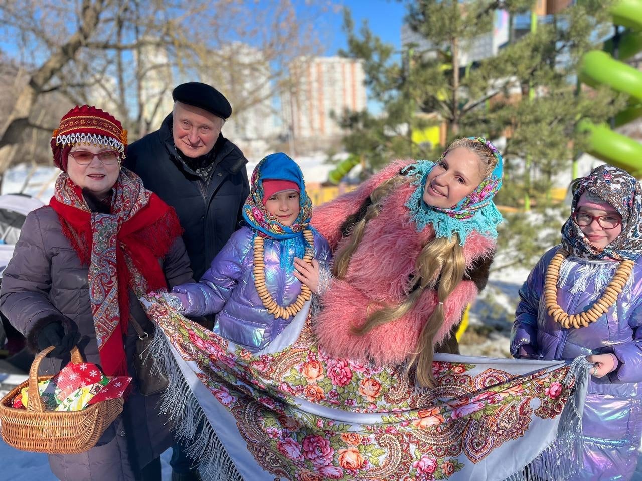 Филиал «ЦДСМ «Астра» провел фольклорный праздник «Птиц встречаем - весну  зазываем!» | Молодежный Центр «Галактика»