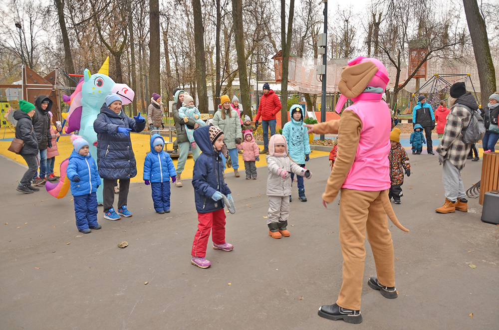 В Детском парке "Фили" прошло мероприятие "В единстве- жизнь!" посвященное Дню народного единства.