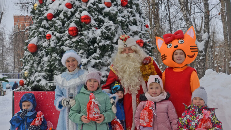 В детском парке "Фили" состоялось Окружное мероприятие "Здравствуй, Новый год!"