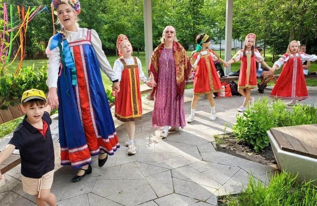 Филиал "ЦДСМ "Астра" провел фольклорный праздник «Троицкие забавы».